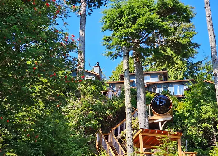 Boutique hotel only: Snug Harbour Inn